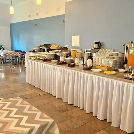 Hotel Karolinka 2*